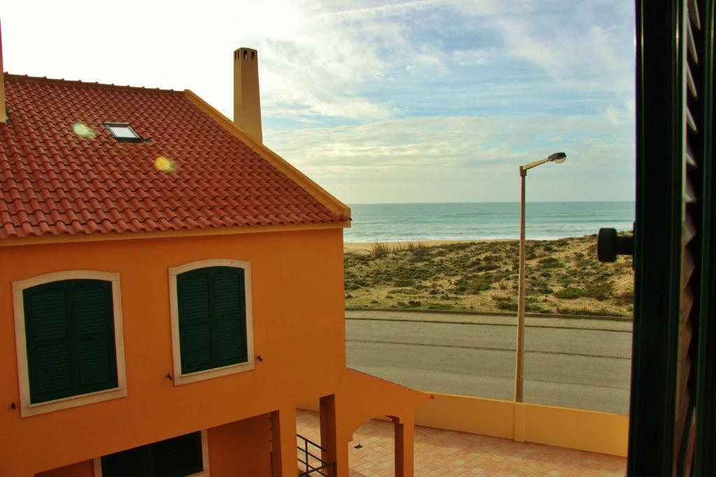 Supertubos Beach Hostel Peniche Habitación foto